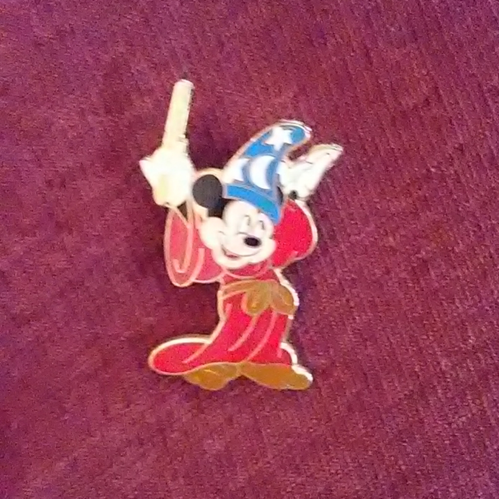 Disney pin